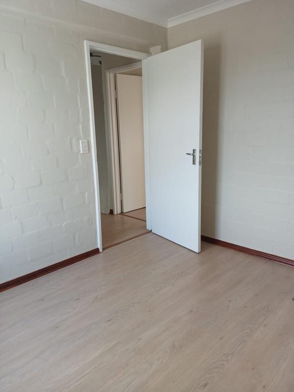 To Let 2 Bedroom Property for Rent in Parklands Western Cape